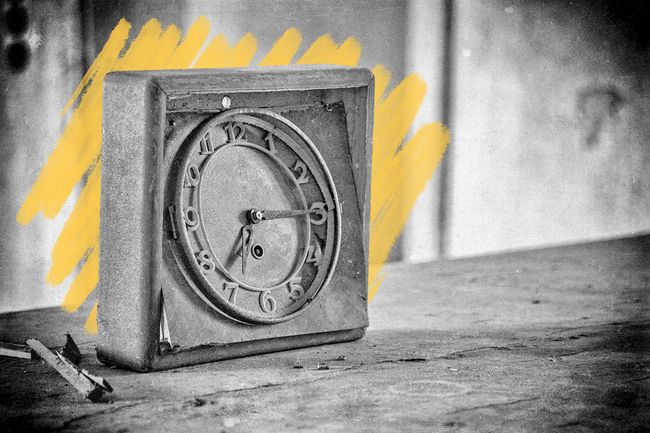 Wooden analog clock